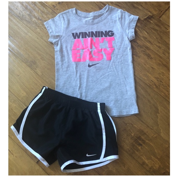 outfits with black nike shorts